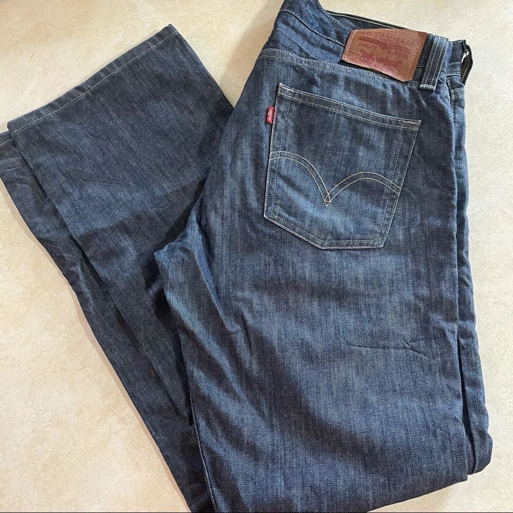 Men’s Levi’s style 514 size 34x32 slim straight 34 waist 32 length denim jeans